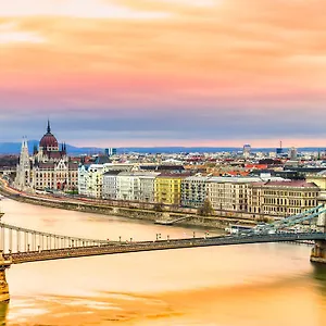  Apartment Convenience & Chic By The Basilica Hungary