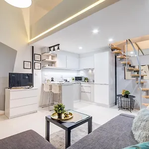  Apartment Stylish Westend Hungary